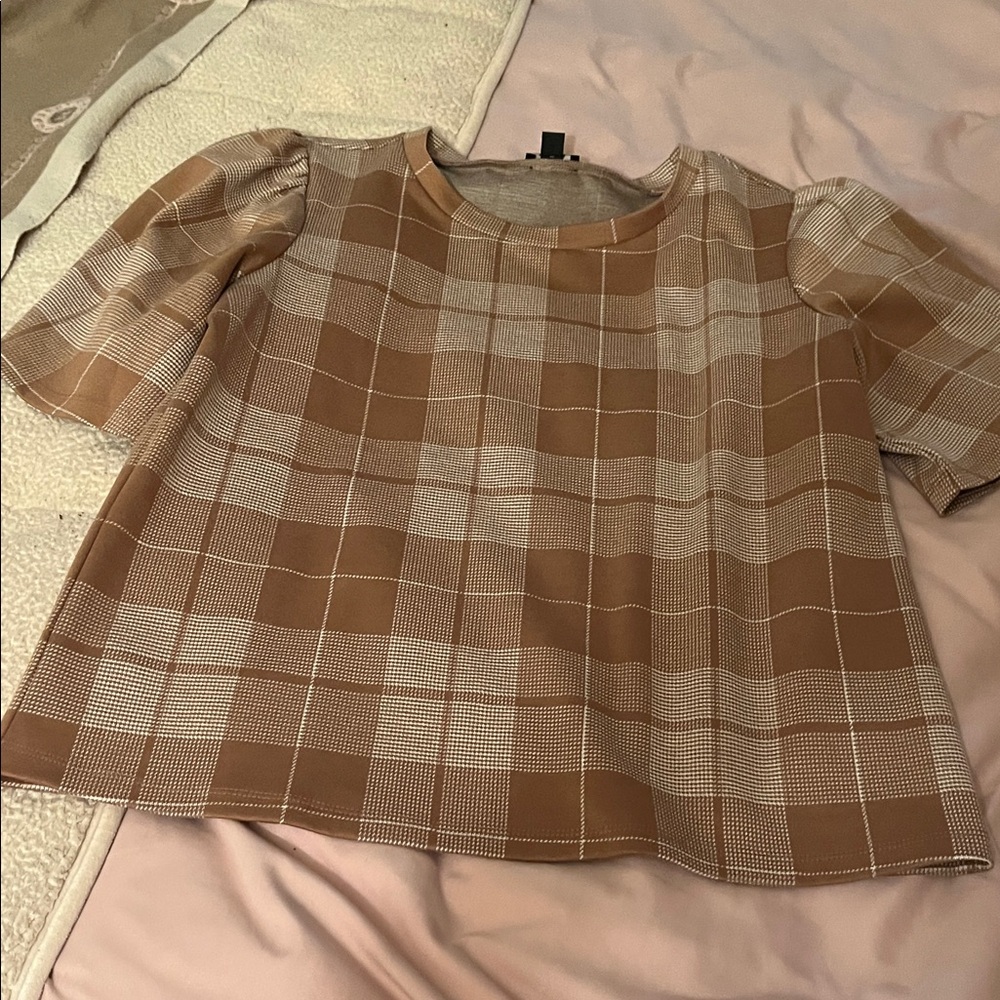 Ann Taylor Tan Checkered Knit Top
